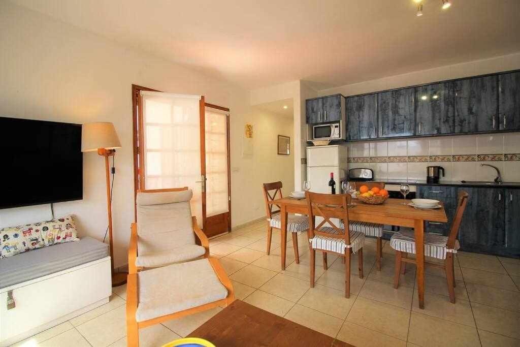 Casa Barbara En Playa Bastian Apartment Коста Тегисе Екстериор снимка