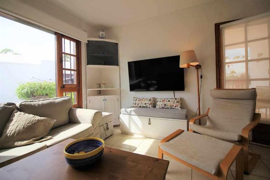Casa Barbara En Playa Bastian Apartment Коста Тегисе Екстериор снимка