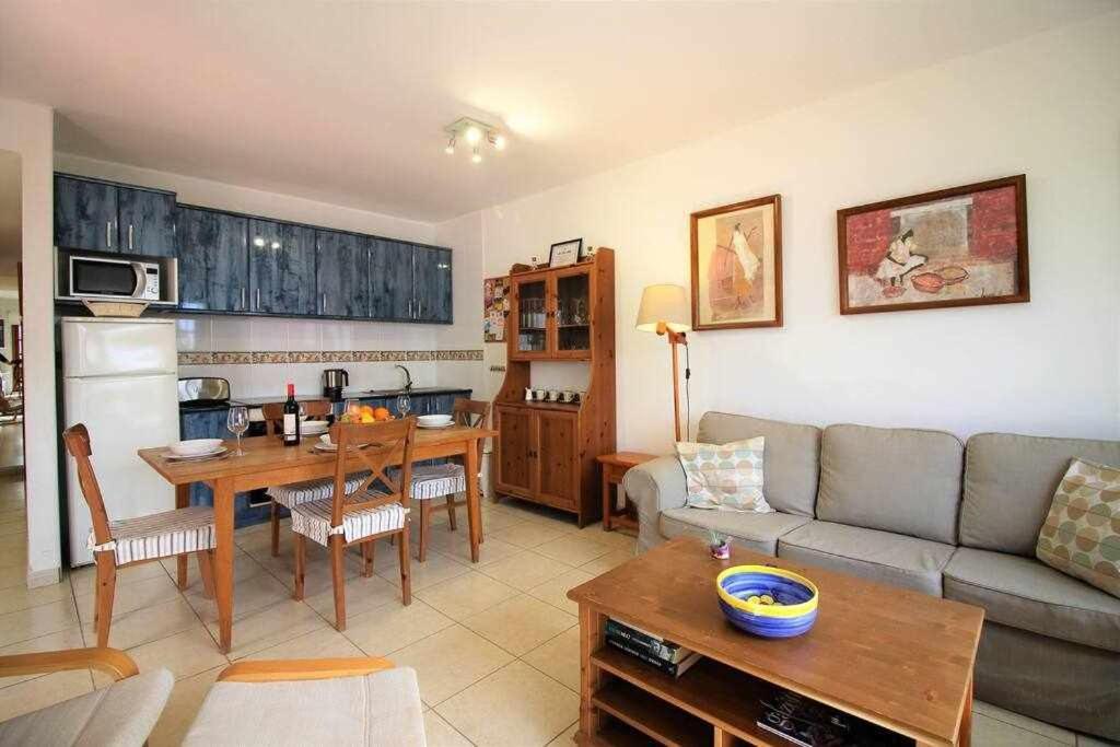 Casa Barbara En Playa Bastian Apartment Коста Тегисе Екстериор снимка